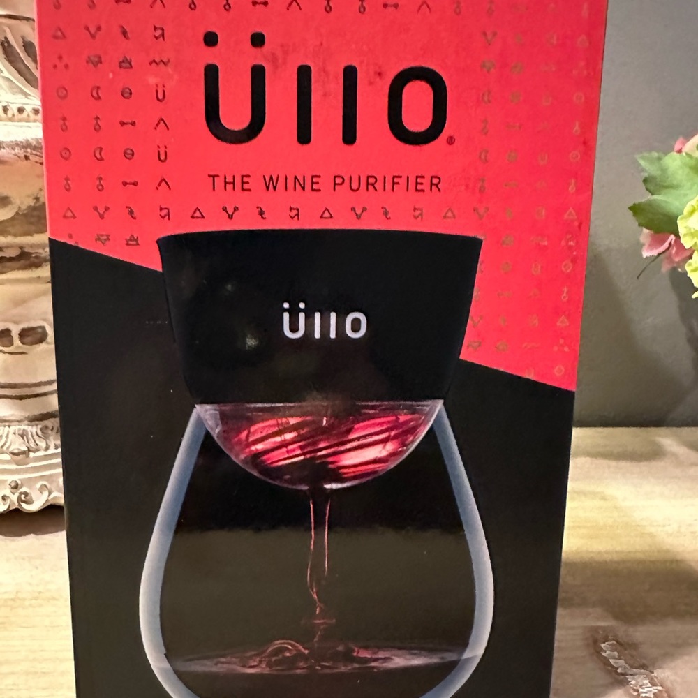COPY - Wine Purifier-New and never been out of the box